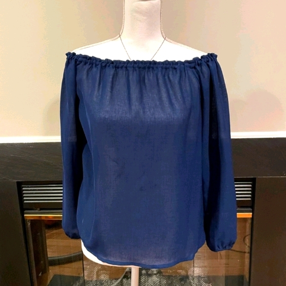 Naked Zebra Tops - Nwot naked zebra off shoulder top
